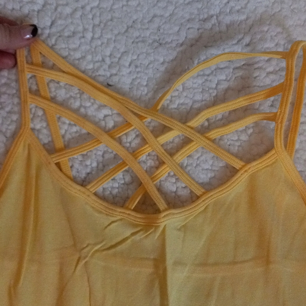 NWOT Zenana Outfitters Yellow Criss Cross Front Tank Top, Size S/M - Picture 2 of 4